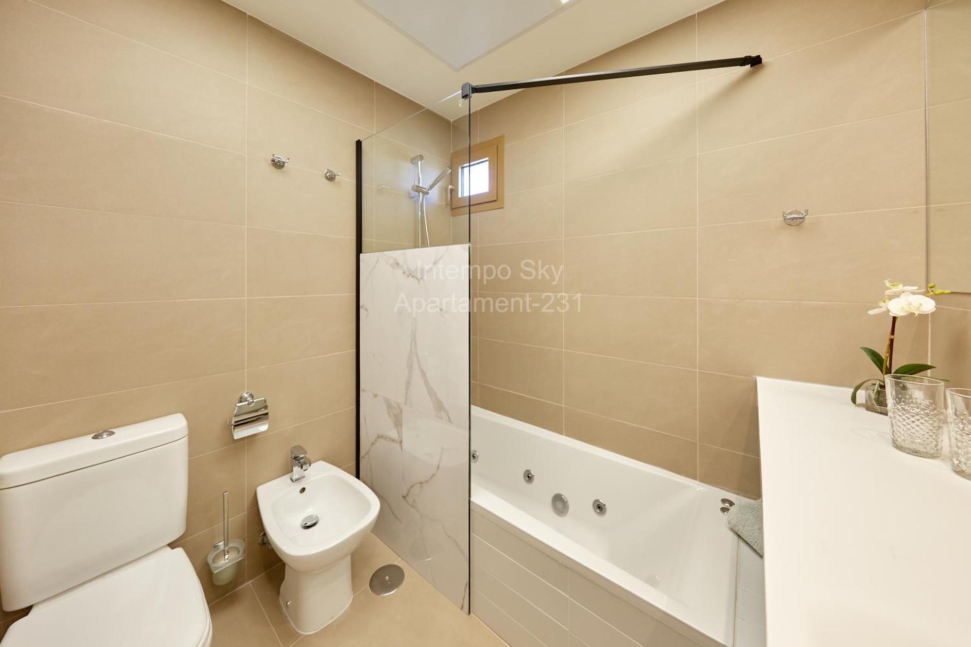 Intempo Sky Apartament-231 Μπένιντορμ Εξωτερικό φωτογραφία