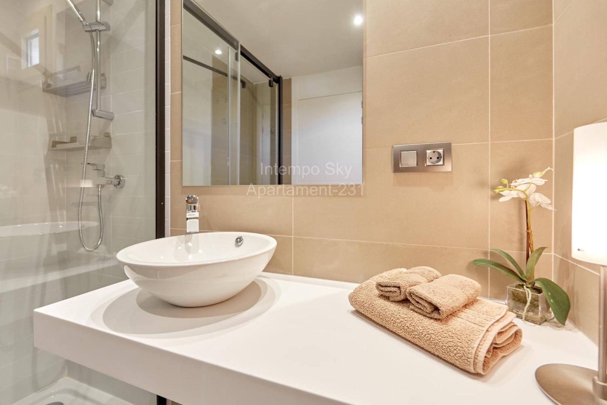 Intempo Sky Apartament-231 Μπένιντορμ Εξωτερικό φωτογραφία